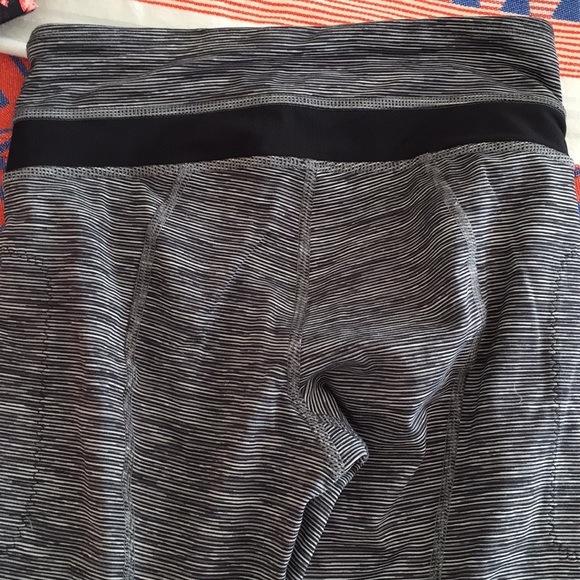 Lululemon leggings - Picture 3 of 3